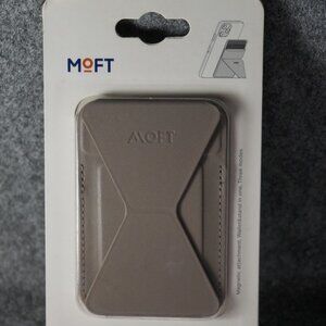 MOFT Snap Phone Stand & Wallet MagSafe 3‑Card Holder NEW